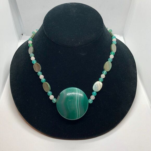 Unique Green Stone Gemstone Beaded Necklace with Sterling Silver Clasp - Picture 2 of 10